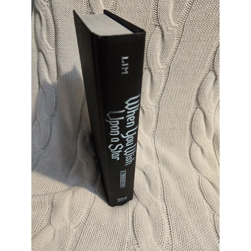 When You Wish Upon‎ A Star A Twisted Tale Elizabeth Lim Disney 1st HC Edition